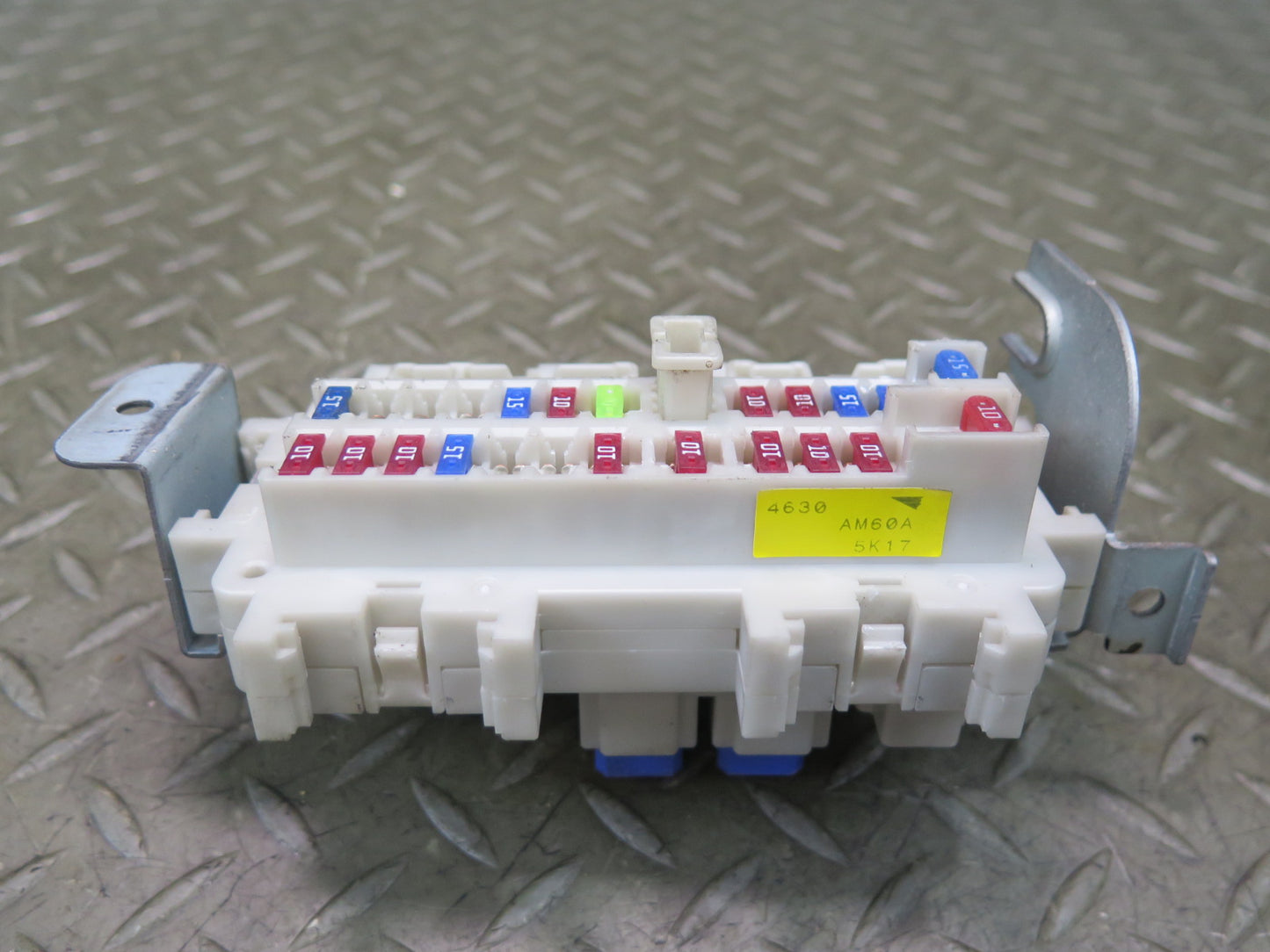 2006 Nissan 350Z Z33 Convertible Interior Under Dash Fuse Box OEM