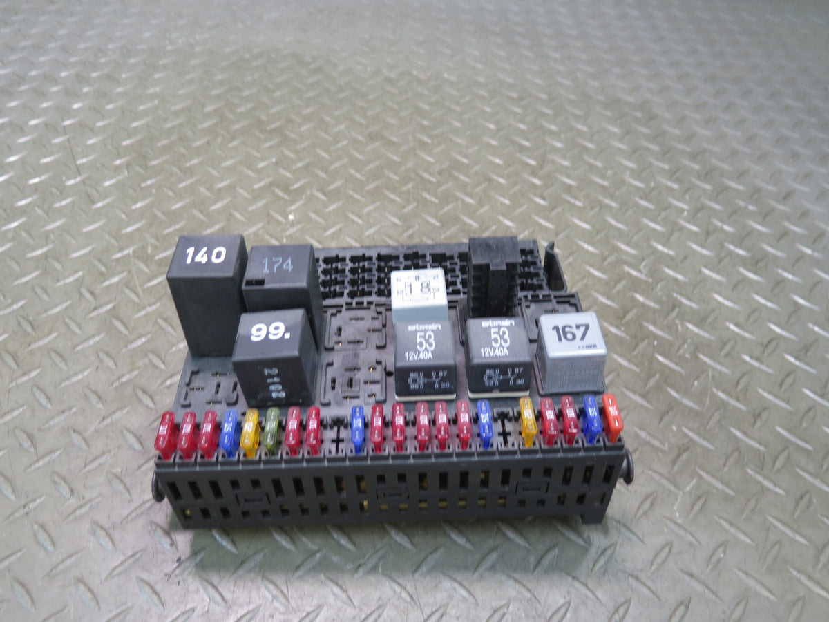 99-03 VW Eurovan T4 Power Distribution Fuse Relay Box Module OEM