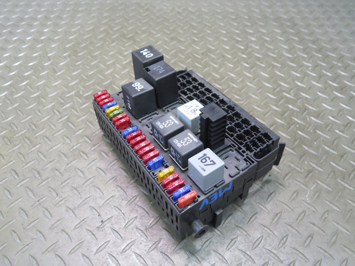 99-03 VW Eurovan T4 Power Distribution Fuse Relay Box Module OEM