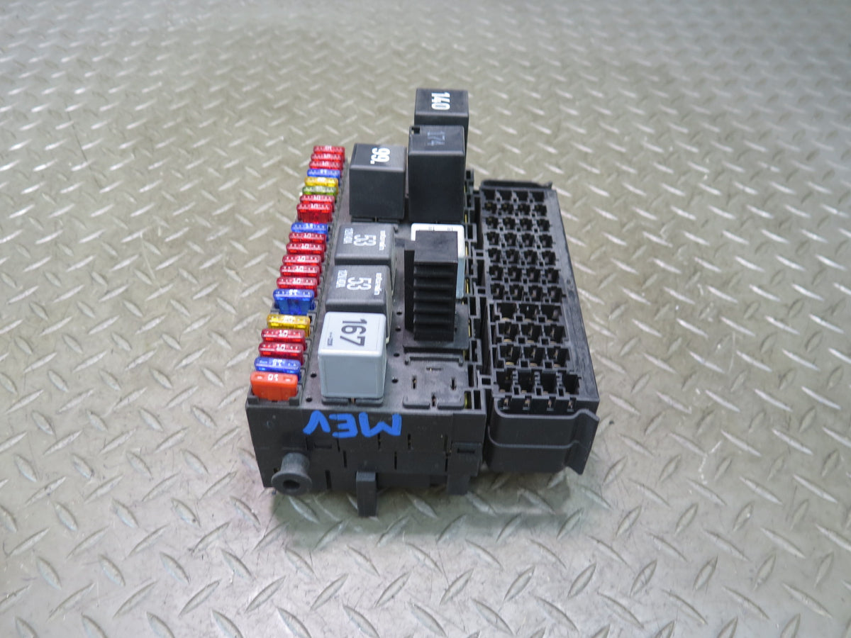 99-03 VW Eurovan T4 Power Distribution Fuse Relay Box Module OEM