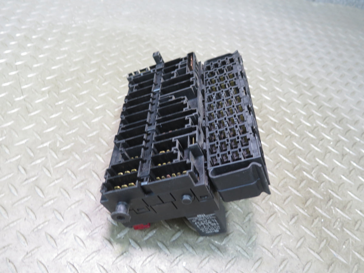 99-03 VW Eurovan T4 Power Distribution Fuse Relay Box Module OEM