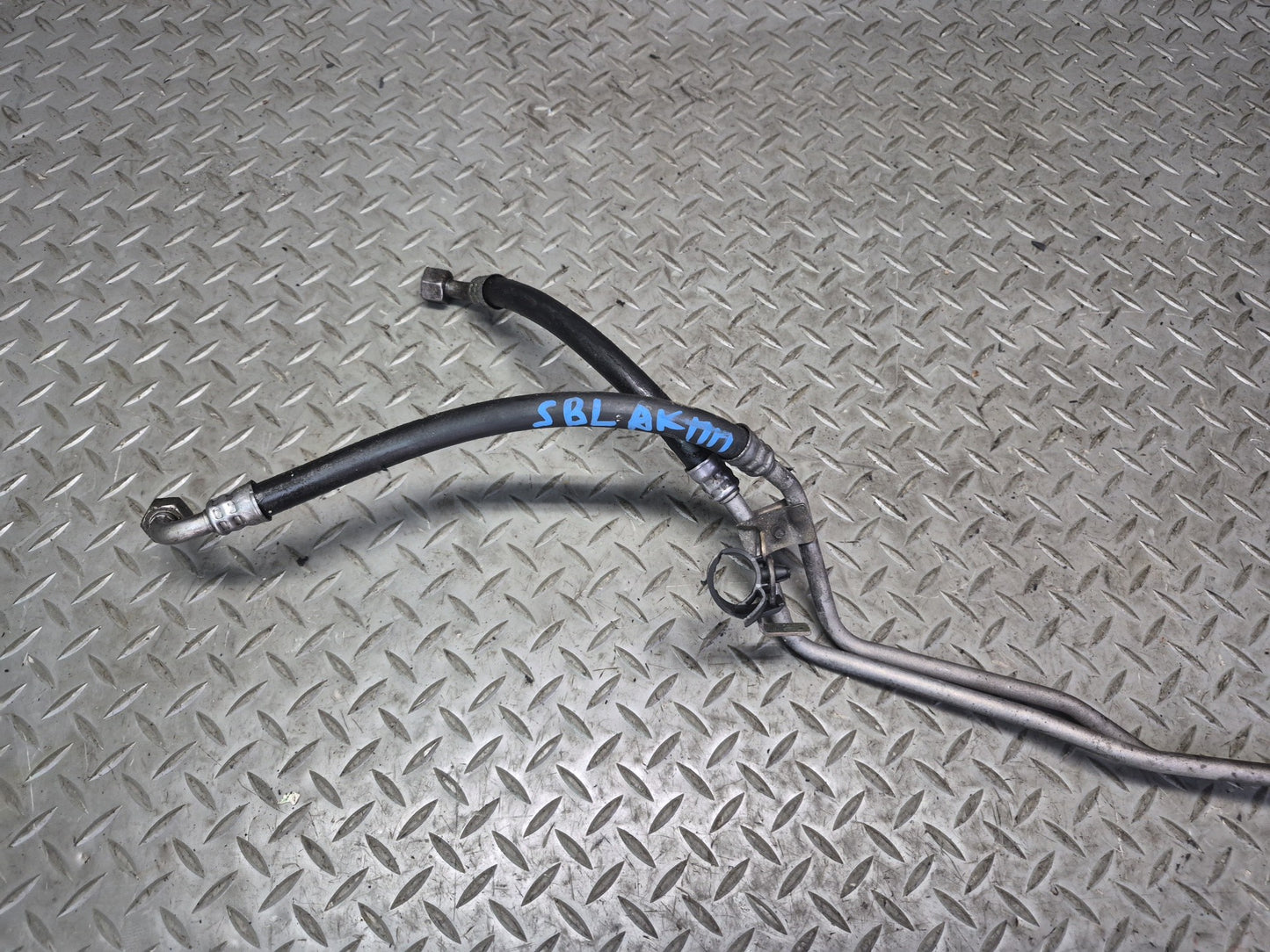 03-06 Mercedes R230 SL55 AMG 722.643 A/T Transmission Oil Cooling Hose Pipe OEM