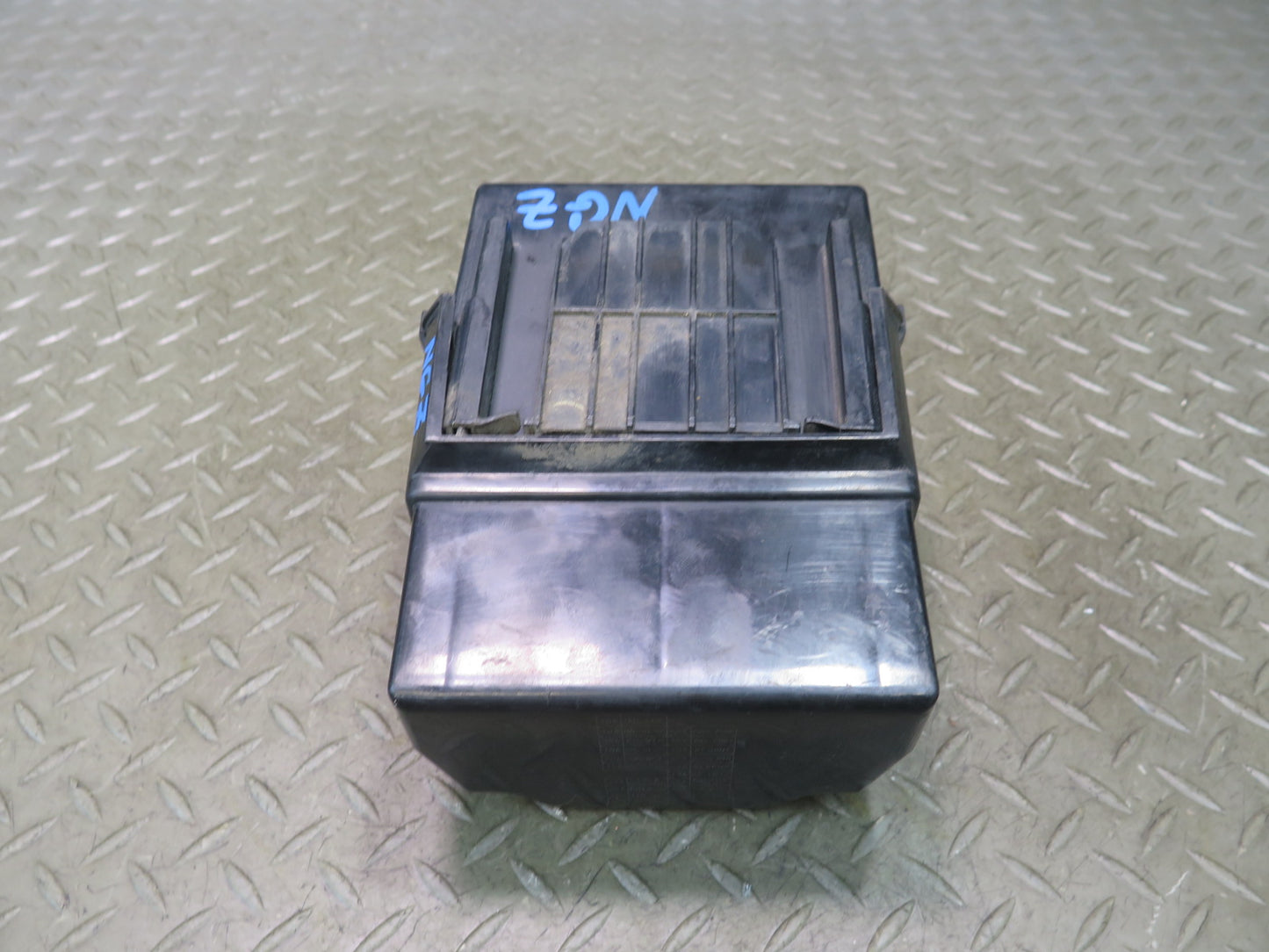 2006 Nissan 350Z Z33 Convertible MT Under Hood Ipdm Fuse Relay Box Unit OEM