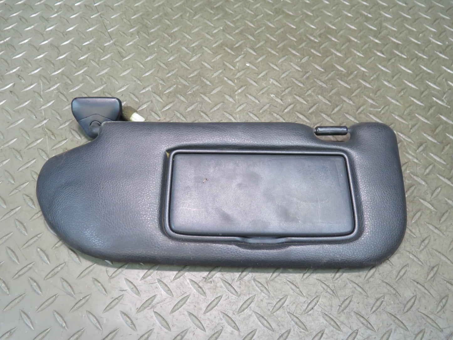 2006 Nissan Z33 350Z Convertible Set of 2 Front Left & Right Sun Visor Black OEM