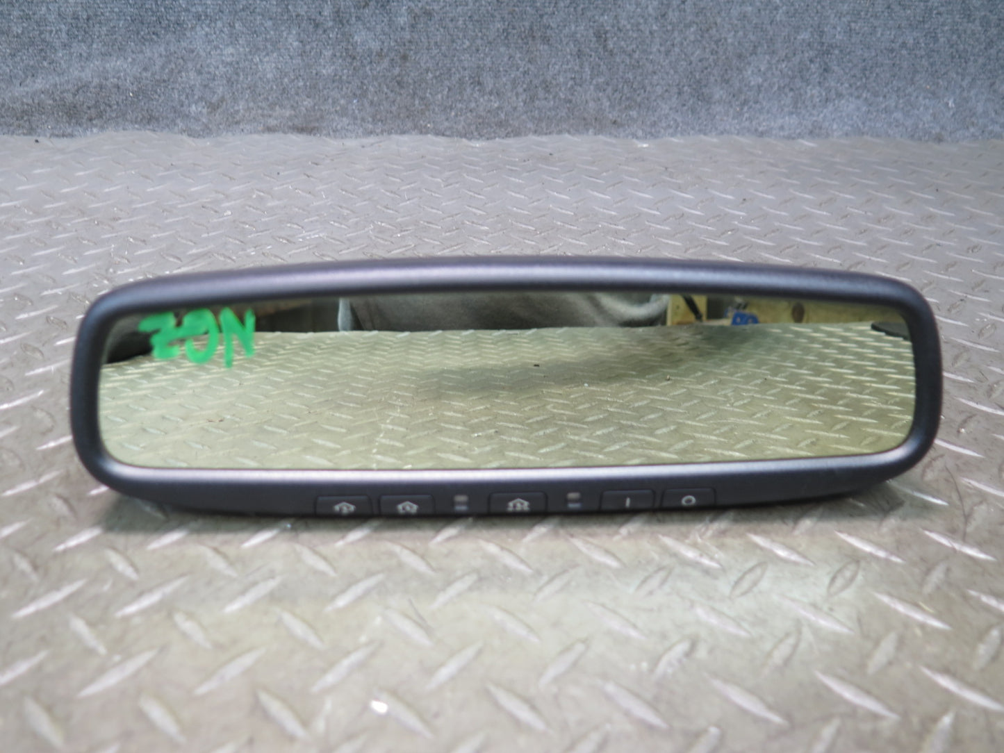 04-06 Nissan 350Z Convertible Auto Dim Interior Rear View Mirror w Homelink OEM