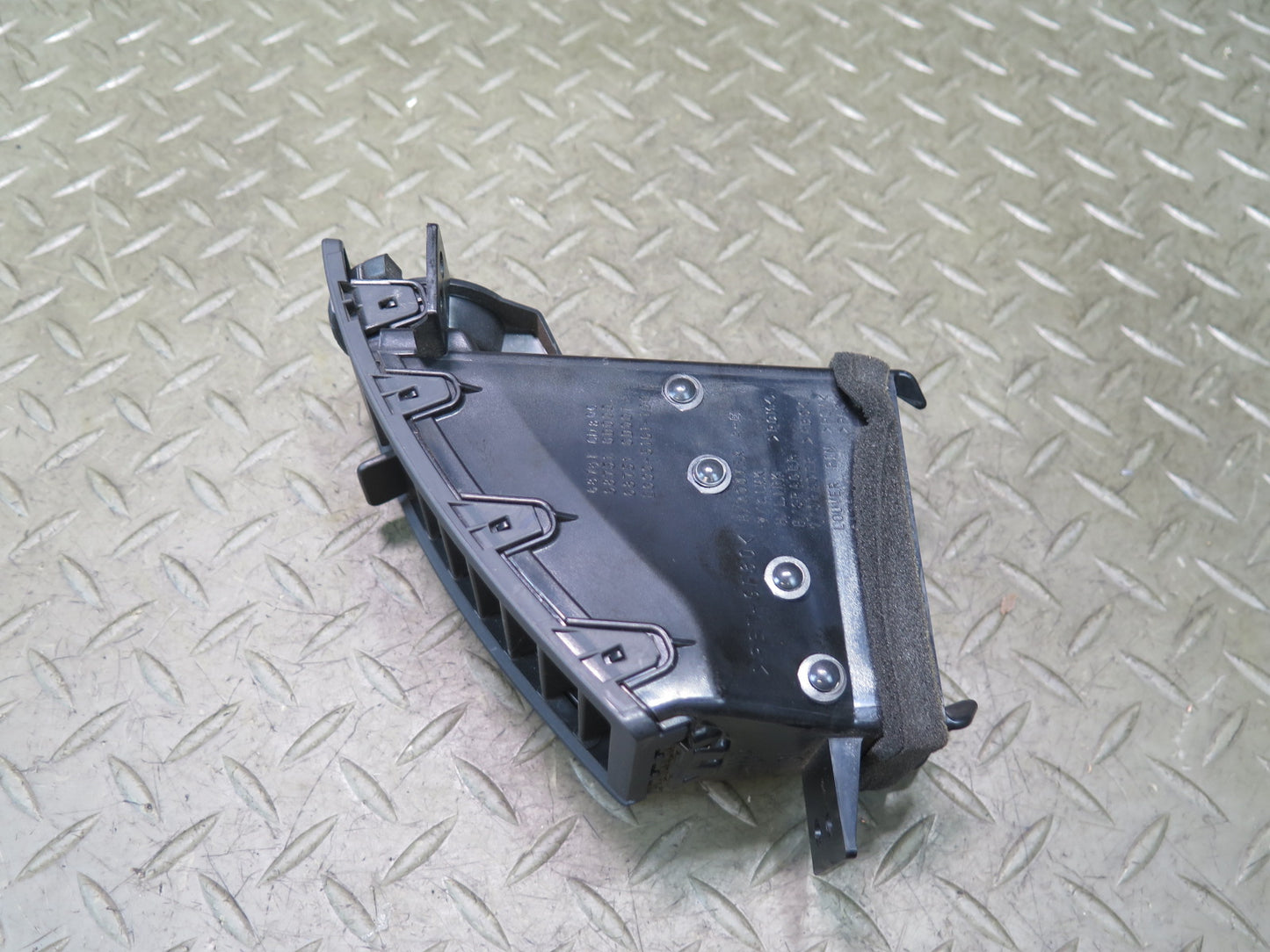 04-09 Nissan 350Z Z33 Convertible Dash Front Left & Right A/C Air Vent Set OEM