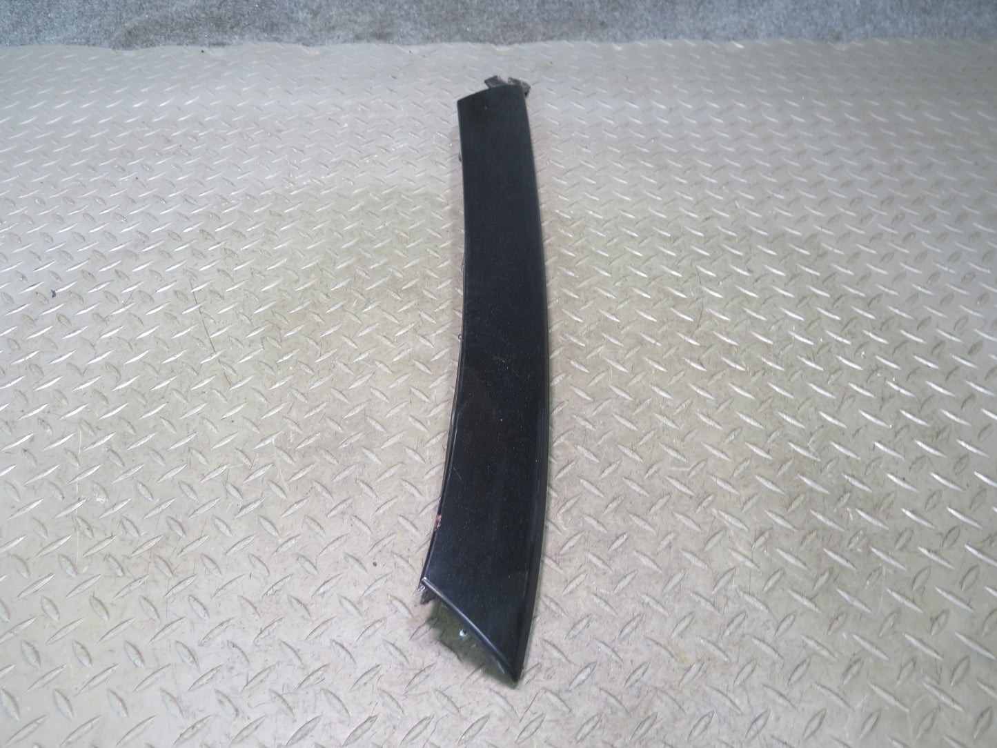 04-09 Nissan 350Z Z33 Convertible Left & Right Exterior A Pillar Molding Set OEM