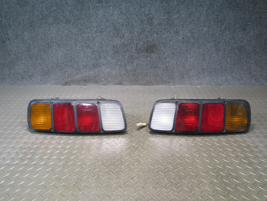 1978-1986 Porsche 928 S Rear Left & Right Side Tail Brake Light Lamp Set Damaged