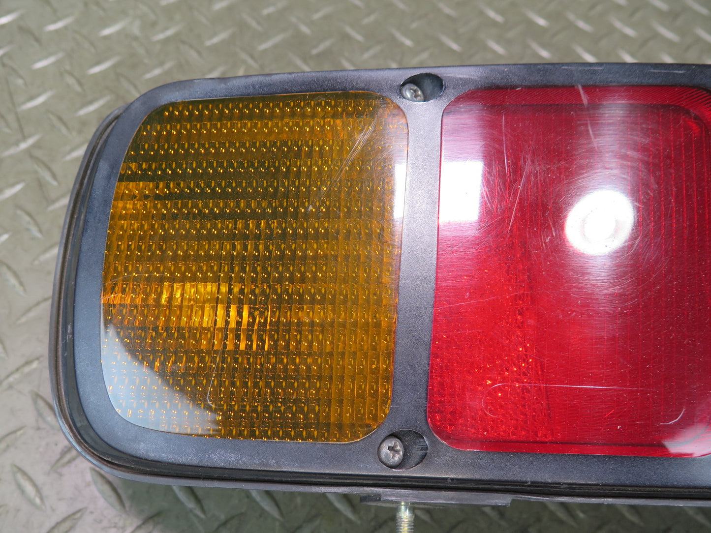 1978-1986 Porsche 928 S Rear Left & Right Side Tail Brake Light Lamp Set Damaged