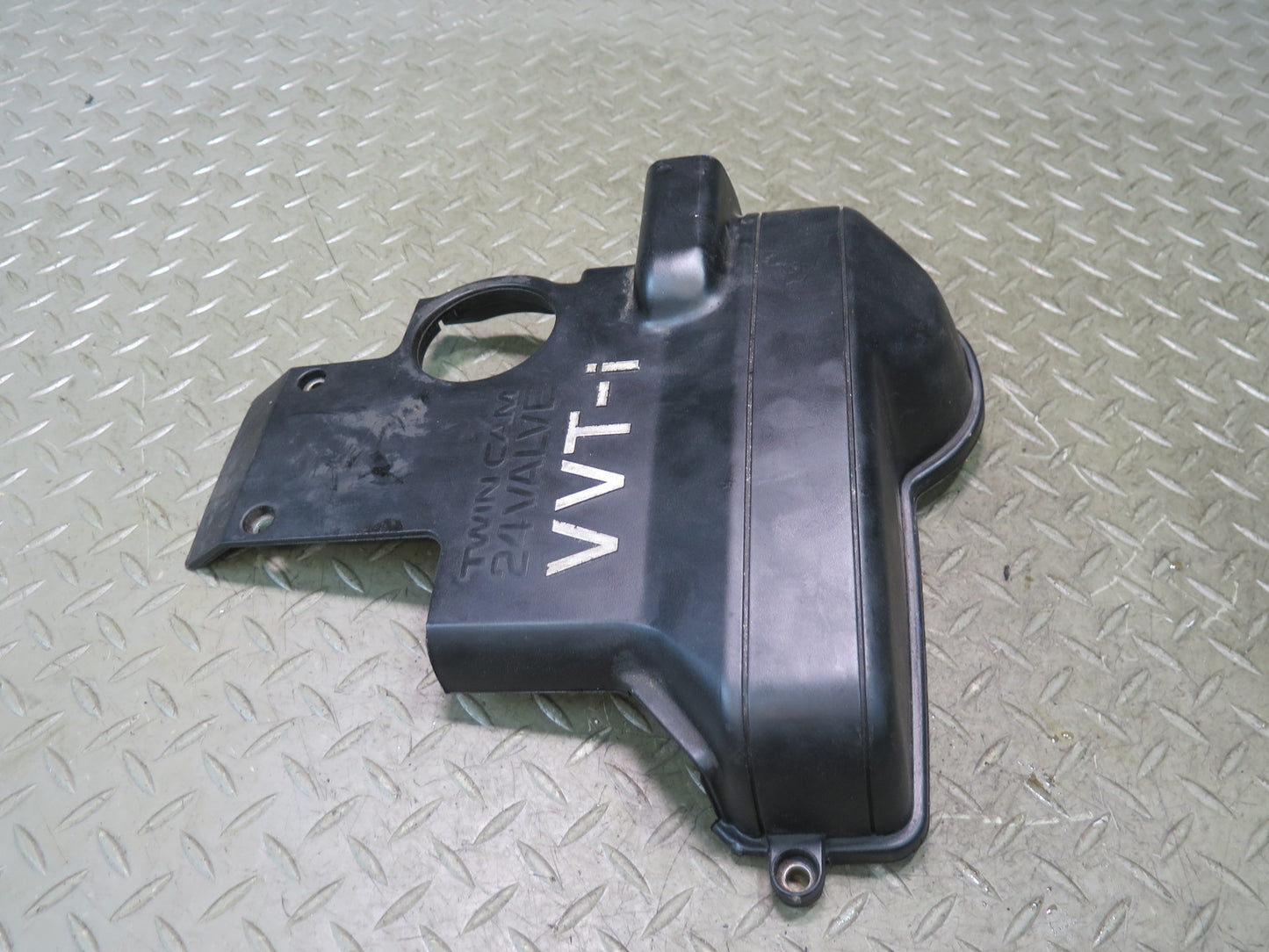 01-05 Lexus JCE10L IS300 2JZGE Engine Upper Timing Belt Cover OEM