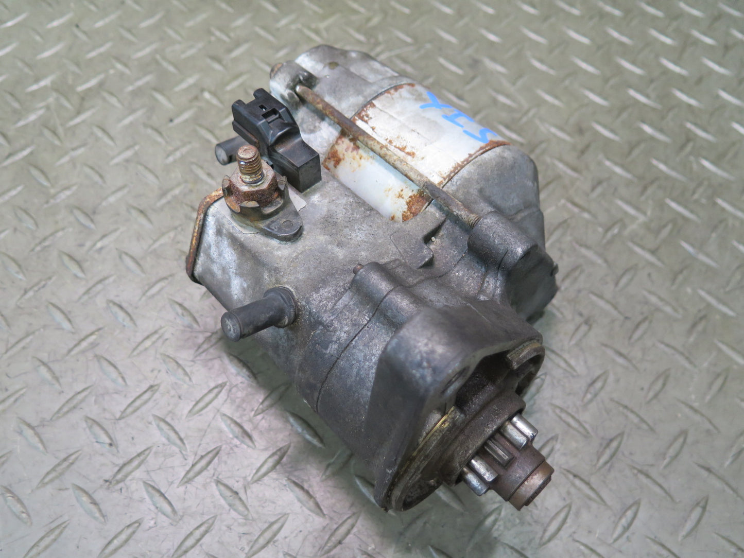 01-05 Lexus JCE10L IS300 Engine Starter Motor 28100-46220 OEM
