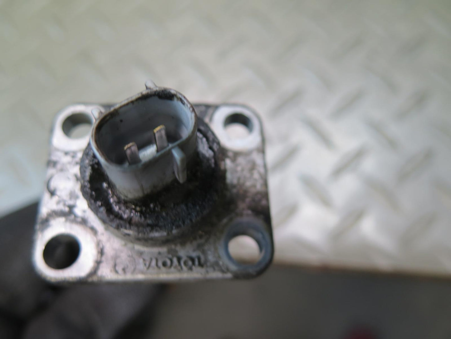 01-05 Lexus JCE10L IS300 3.0L 2JZGE Engine Pan Oil Level Sensor OEM
