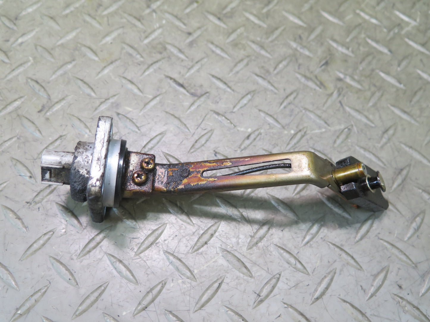 01-05 Lexus JCE10L IS300 3.0L 2JZGE Engine Pan Oil Level Sensor OEM