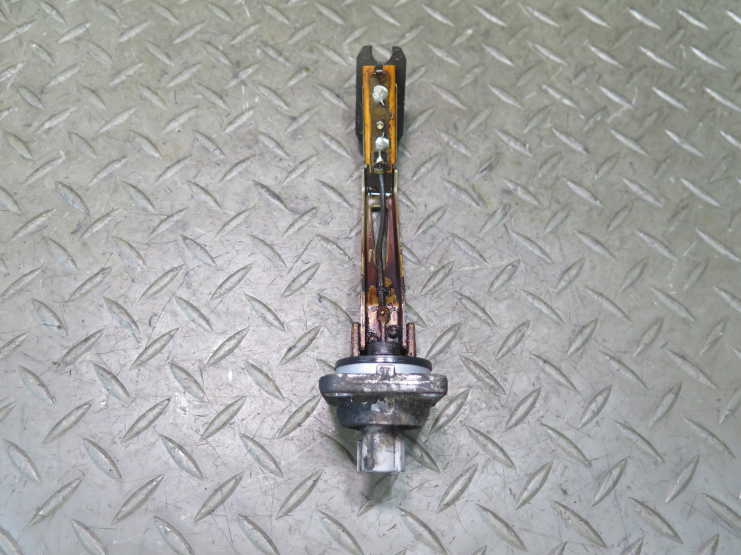 01-05 Lexus JCE10L IS300 3.0L 2JZGE Engine Pan Oil Level Sensor OEM