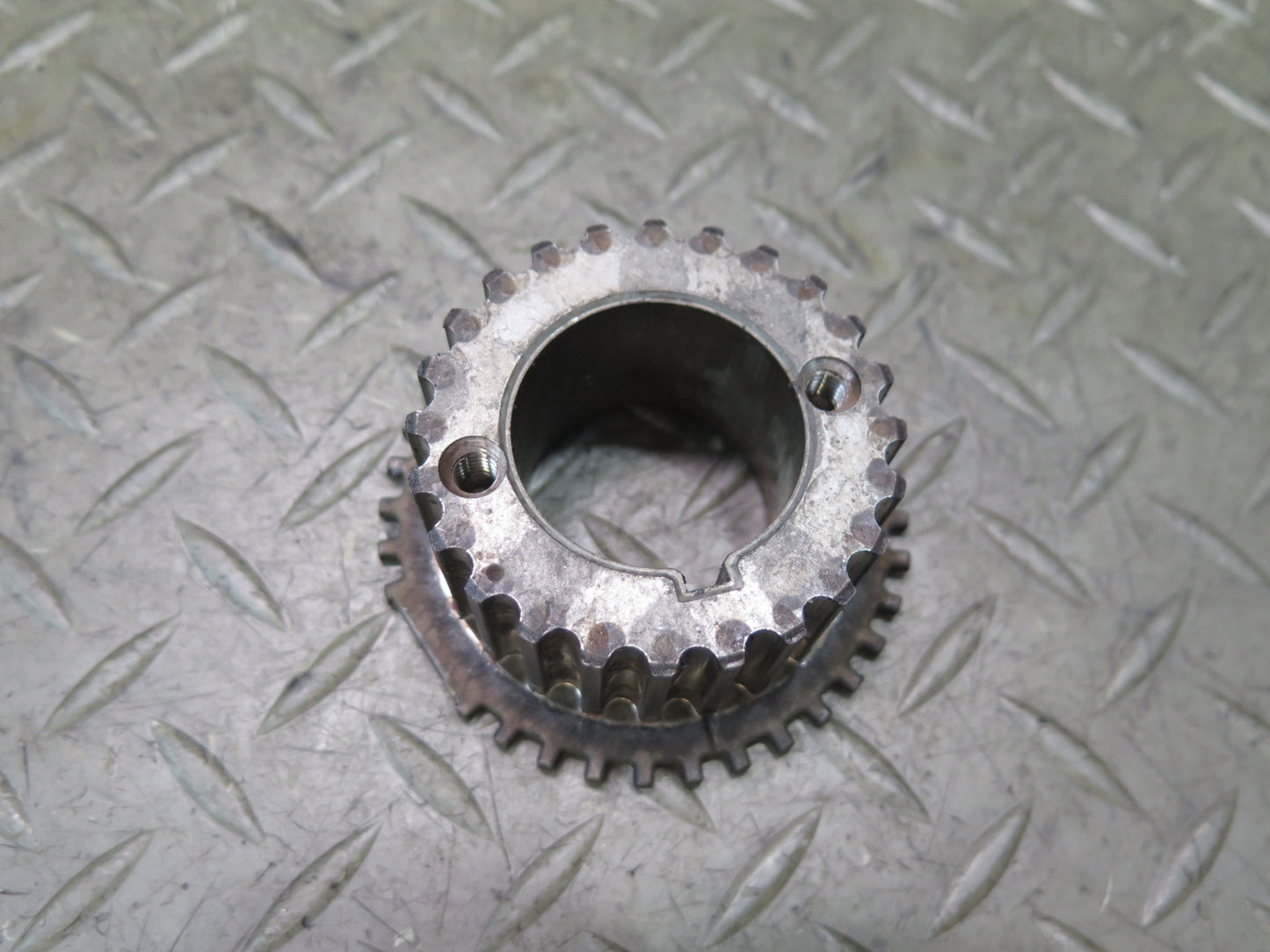 01-05 Lexus JCE10L IS300 3.0L 2JZGE Engine Crankshaft Timing Gear Pulley OEM