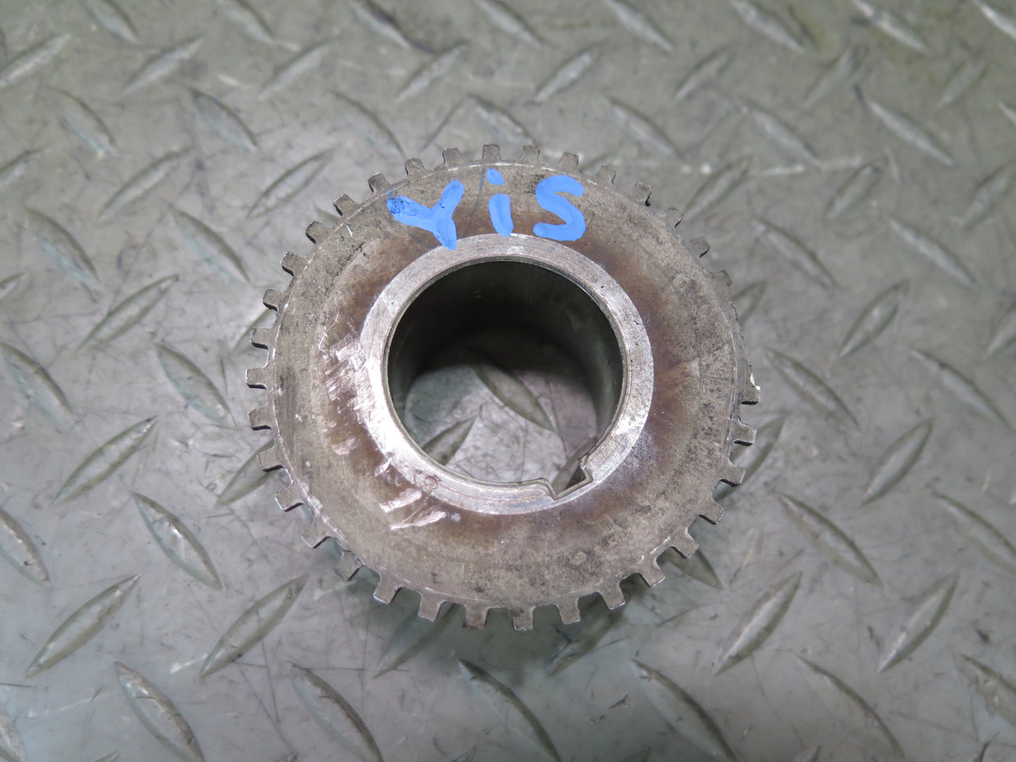 01-05 Lexus JCE10L IS300 3.0L 2JZGE Engine Crankshaft Timing Gear Pulley OEM
