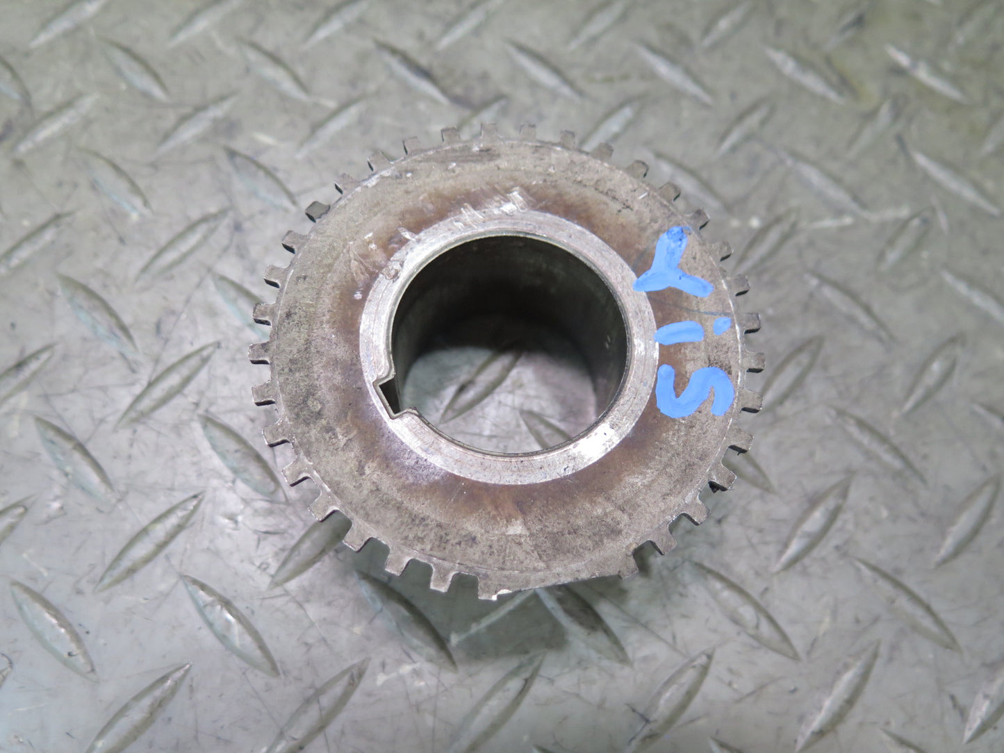 01-05 Lexus JCE10L IS300 3.0L 2JZGE Engine Crankshaft Timing Gear Pulley OEM