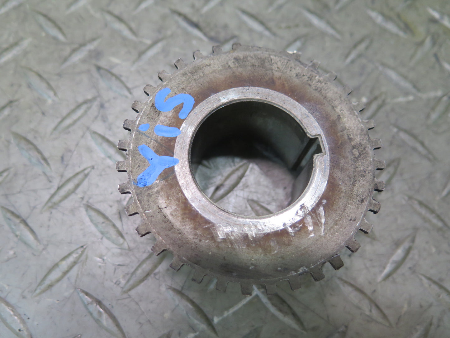 01-05 Lexus JCE10L IS300 3.0L 2JZGE Engine Crankshaft Timing Gear Pulley OEM