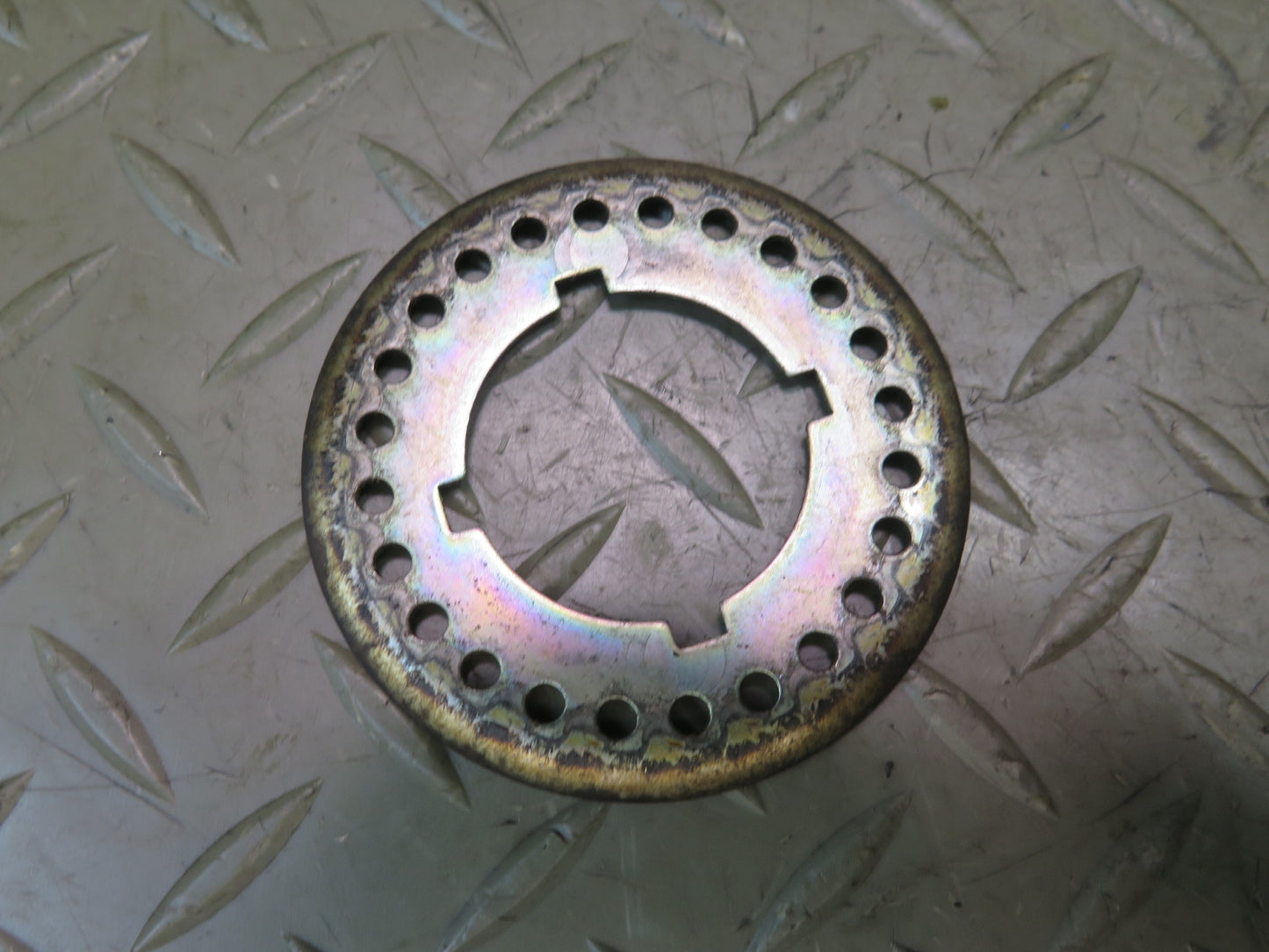 01-05 Lexus JCE10L IS300 3.0L 2JZGE Engine Crankshaft Timing Gear Pulley OEM