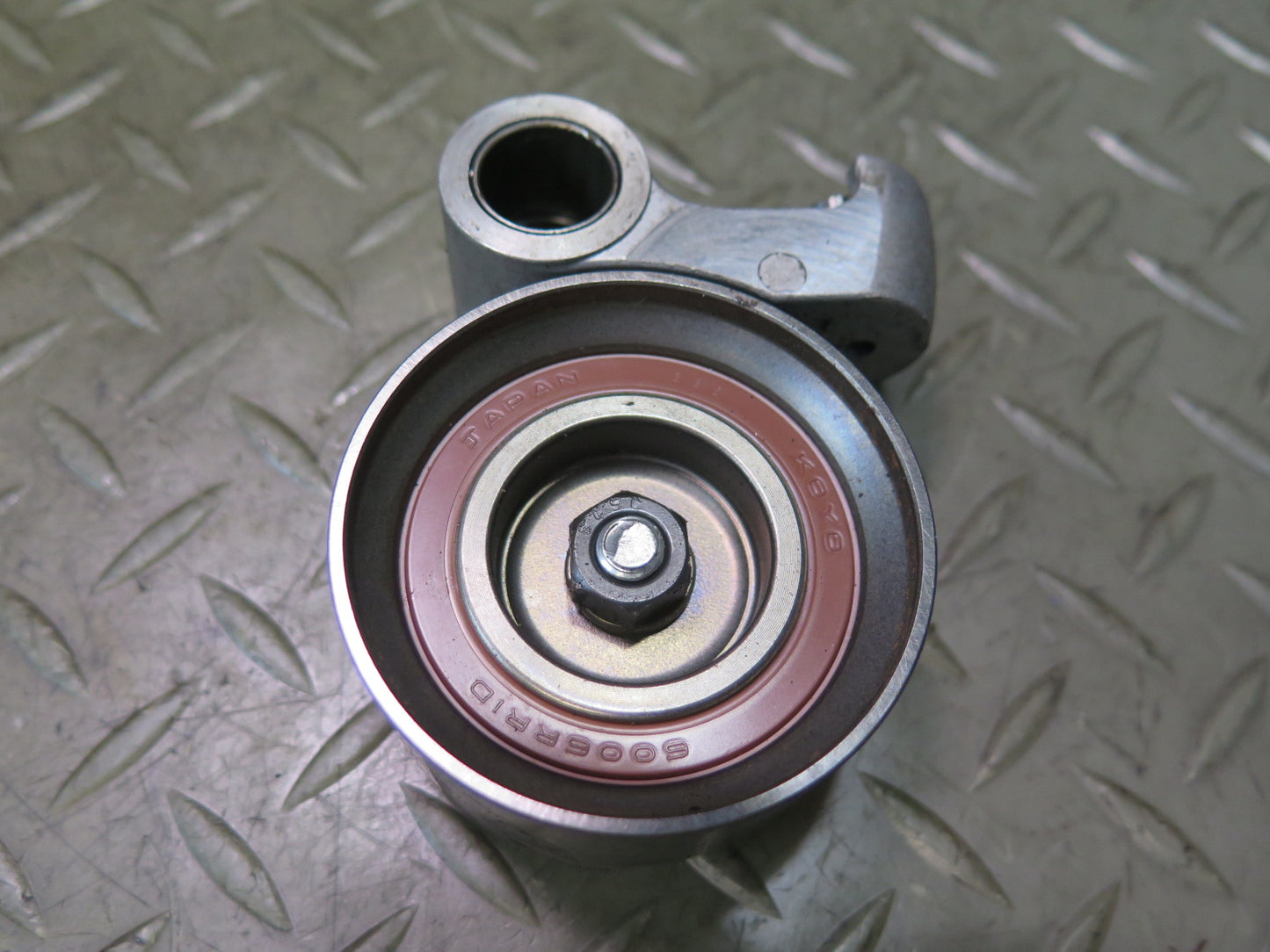 01-05 Lexus IS300 JCE10L 2JZGE Timing Belt Tensioner w Bolt Set NTN