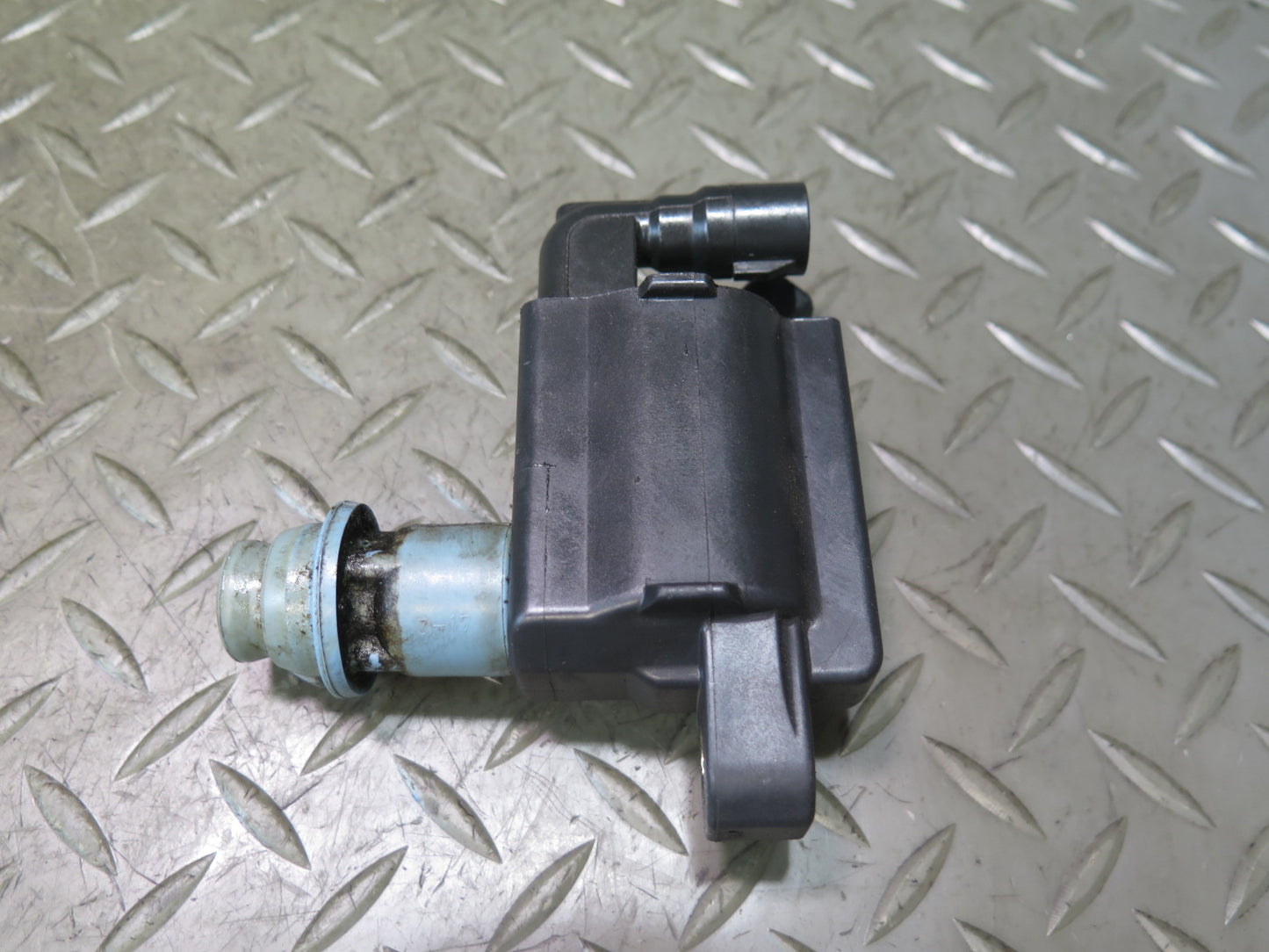 98-05 Lexus JCE10L IS300 GS300 SC300 2JZGE Set of 3 Engine Ignition Coil OEM