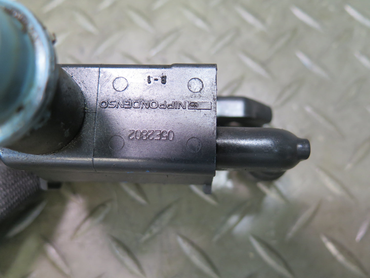 98-05 Lexus JCE10L IS300 GS300 SC300 2JZGE Set of 3 Engine Ignition Coil OEM