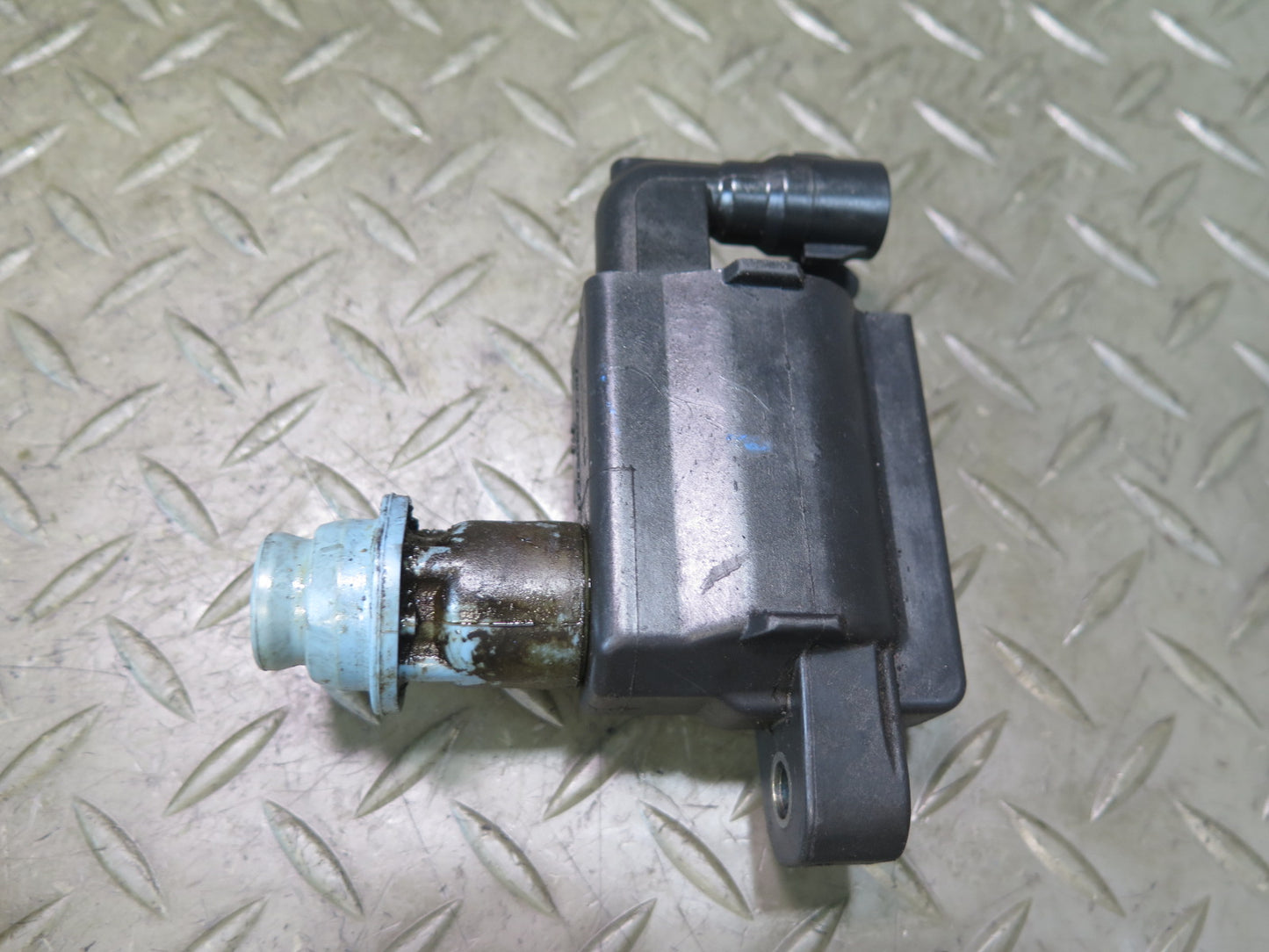 98-05 Lexus JCE10L IS300 GS300 SC300 2JZGE Set of 3 Engine Ignition Coil OEM