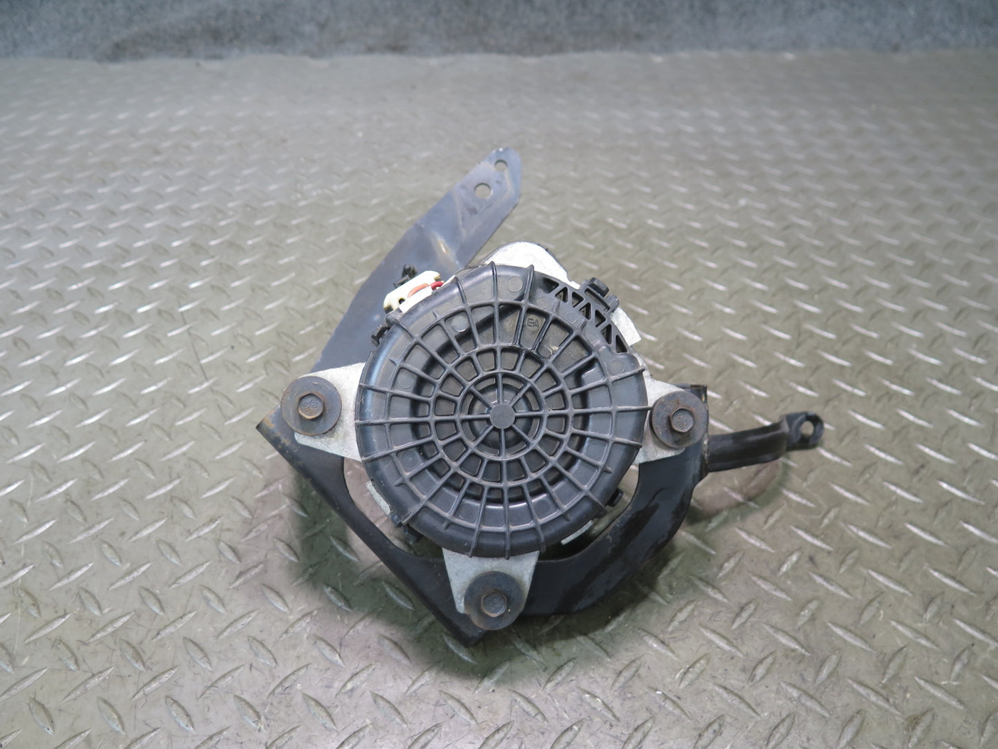 94-96 Chevrolet Corvette C4 Secondary Air Injection Smog Pump OEM