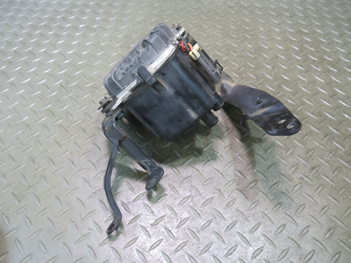 94-96 Chevrolet Corvette C4 Secondary Air Injection Smog Pump OEM