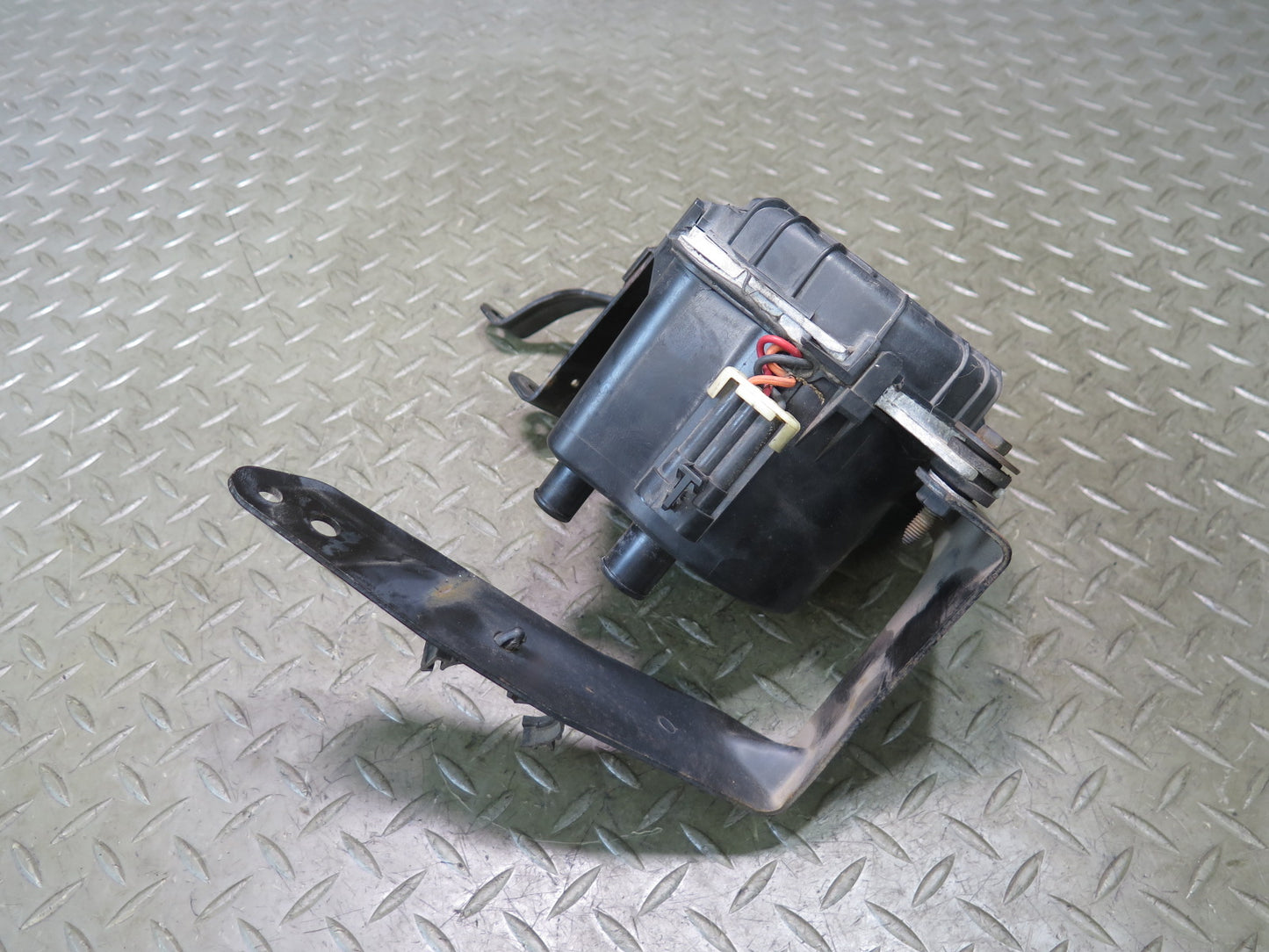 94-96 Chevrolet Corvette C4 Secondary Air Injection Smog Pump OEM