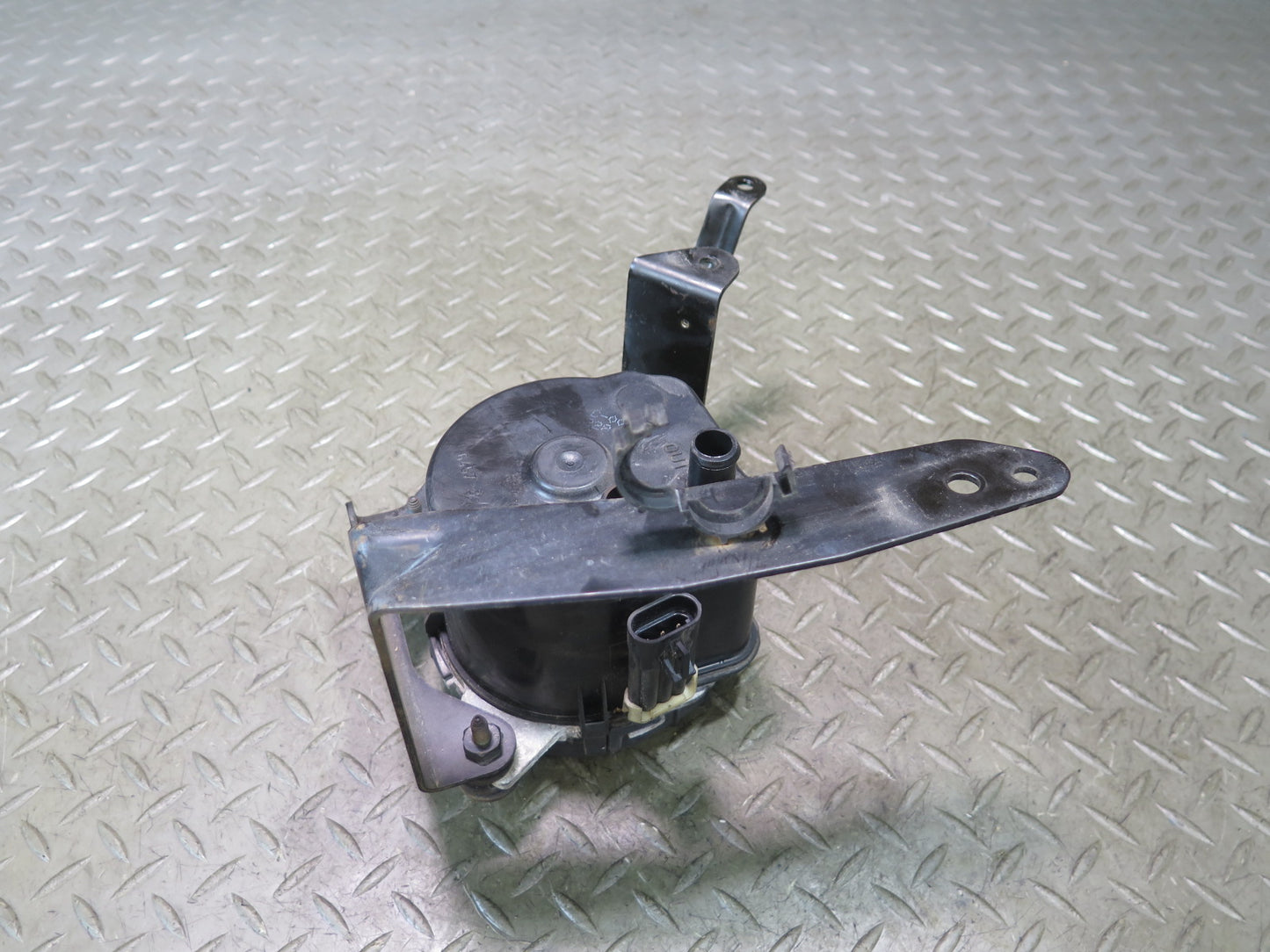94-96 Chevrolet Corvette C4 Secondary Air Injection Smog Pump OEM