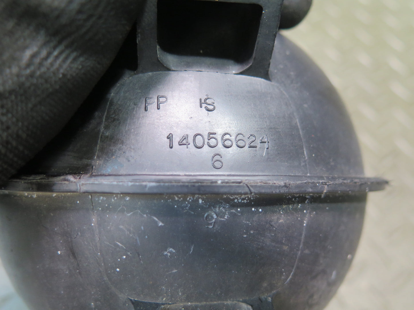 84-96 Chevrolet Corvette C4 Cruise Control Vacuum Reservoir Ball Tank OEM