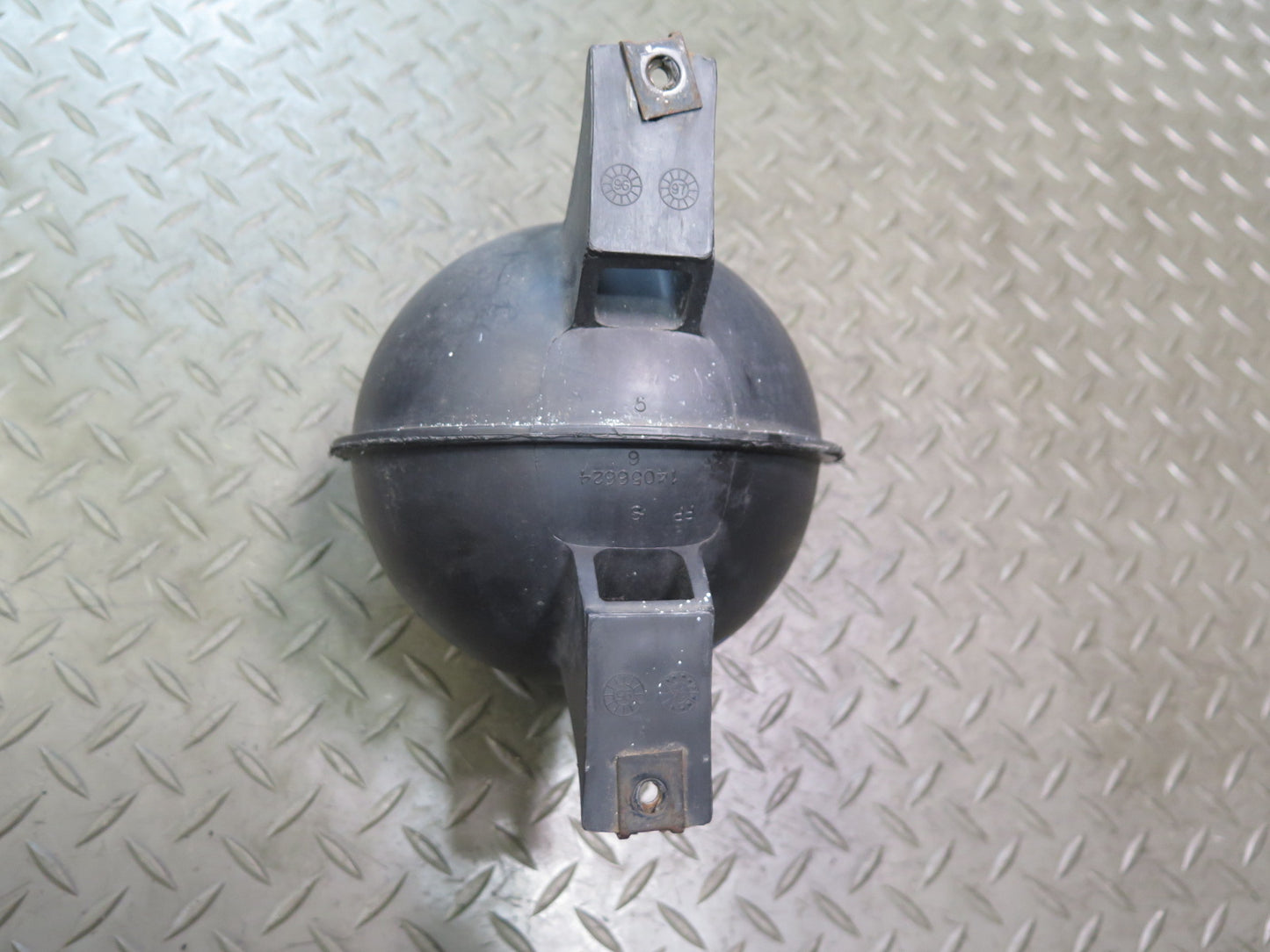 84-96 Chevrolet Corvette C4 Cruise Control Vacuum Reservoir Ball Tank OEM