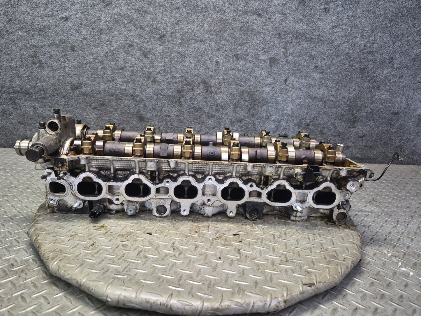 01-05 Lexus JCE10L IS300 GS300 2JZGE Vvti Engine Cylinder Head w Camshafts OEM