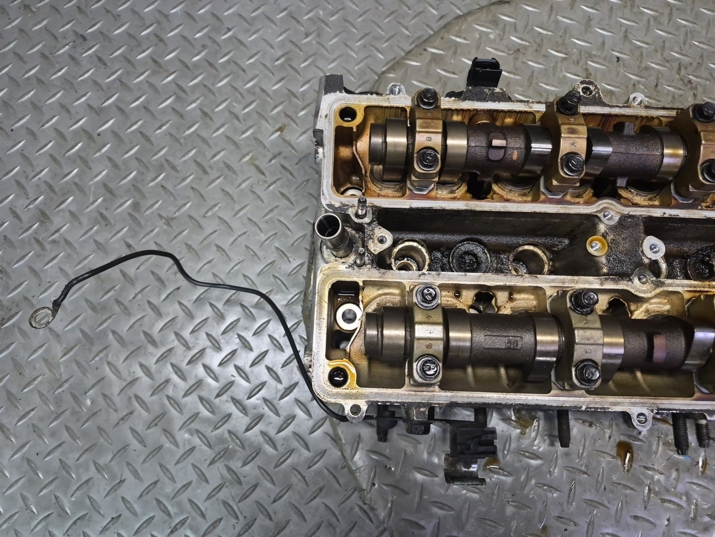 01-05 Lexus JCE10L IS300 GS300 2JZGE Vvti Engine Cylinder Head w Camshafts OEM