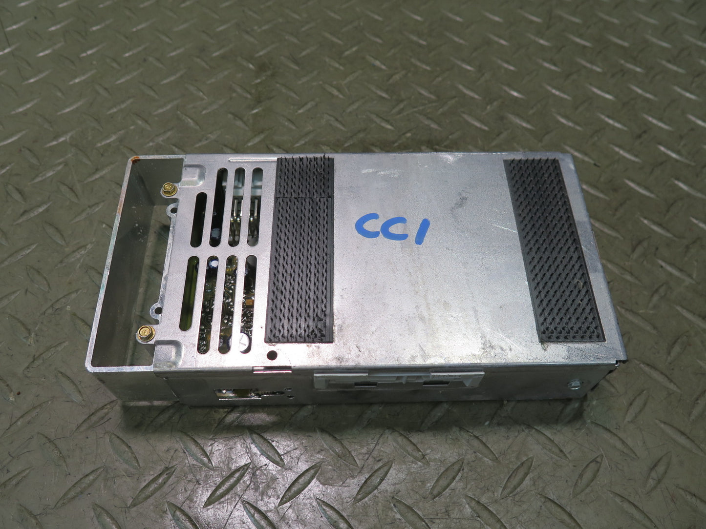94-96 Chevrolet Corvette C4 Radio Receiver Control Module 16169541 OEM