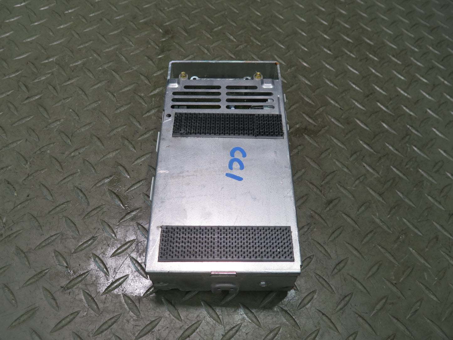 94-96 Chevrolet Corvette C4 Radio Receiver Control Module 16169541 OEM