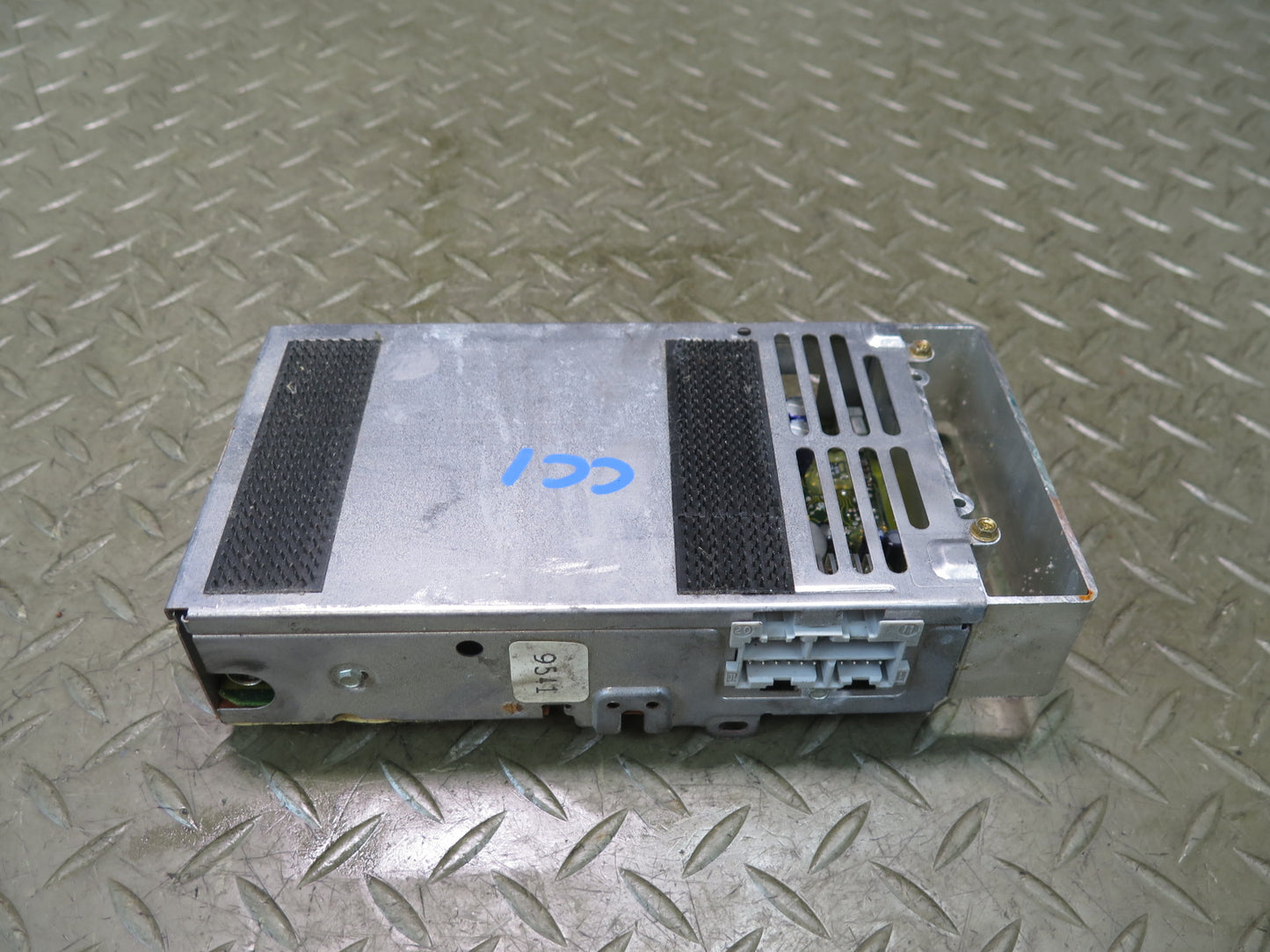 94-96 Chevrolet Corvette C4 Radio Receiver Control Module 16169541 OEM