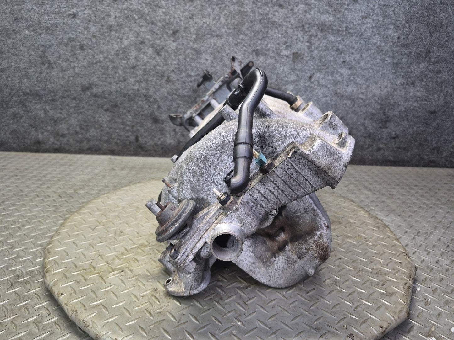 94-95 Mercedes W140 S500 M119.702 Engine Motor Air Intake Manifold OEM