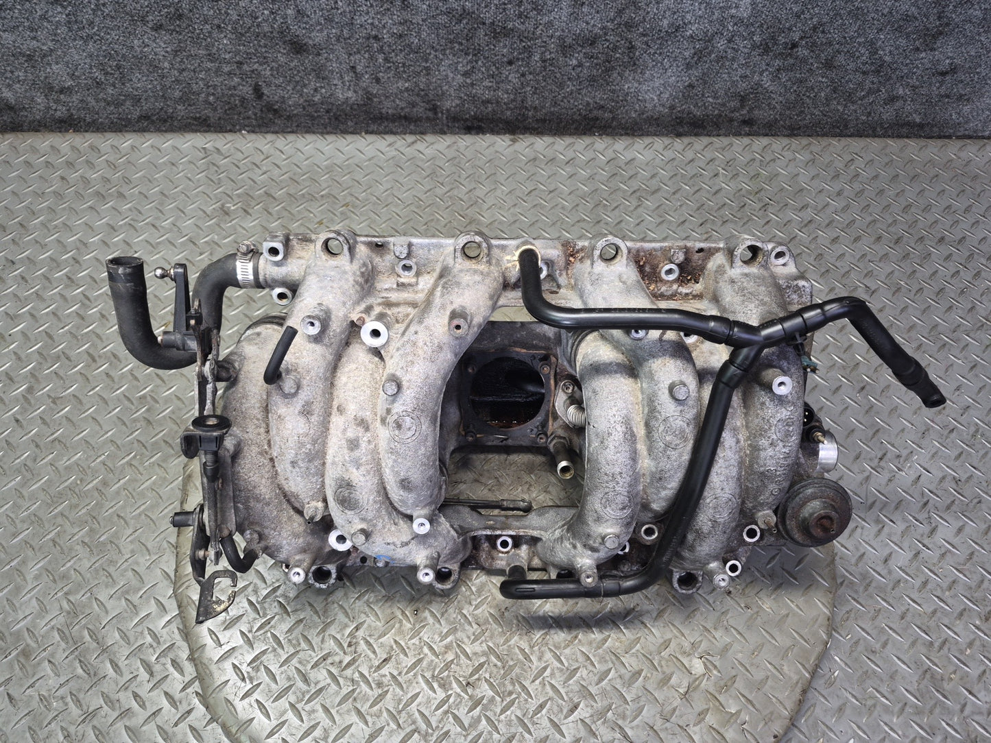 94-95 Mercedes W140 S500 M119.702 Engine Motor Air Intake Manifold OEM