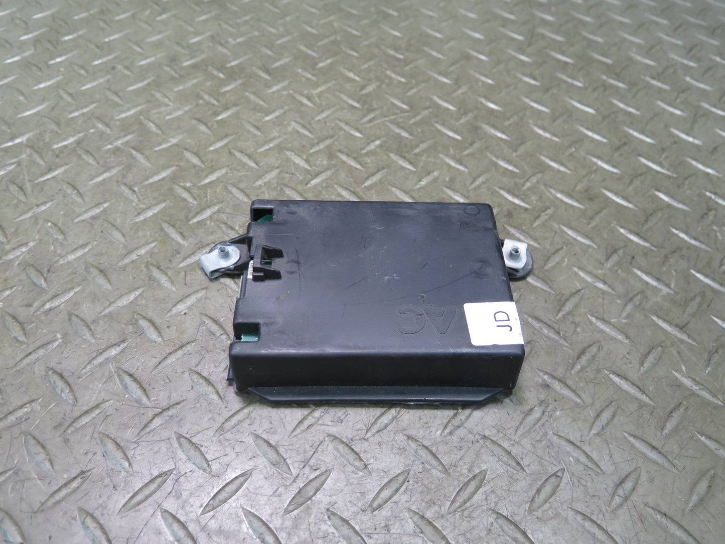 93-96 Chevrolet Corvette C4 Cruise Control Module 25140723 OEM