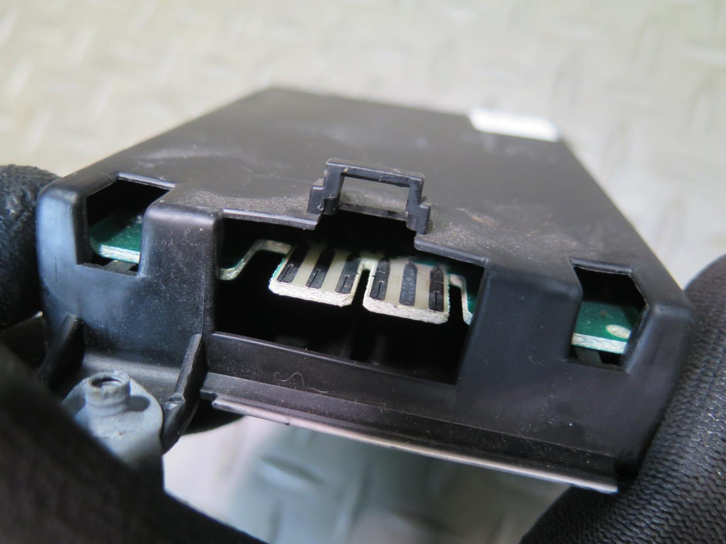 93-96 Chevrolet Corvette C4 Cruise Control Module 25140723 OEM