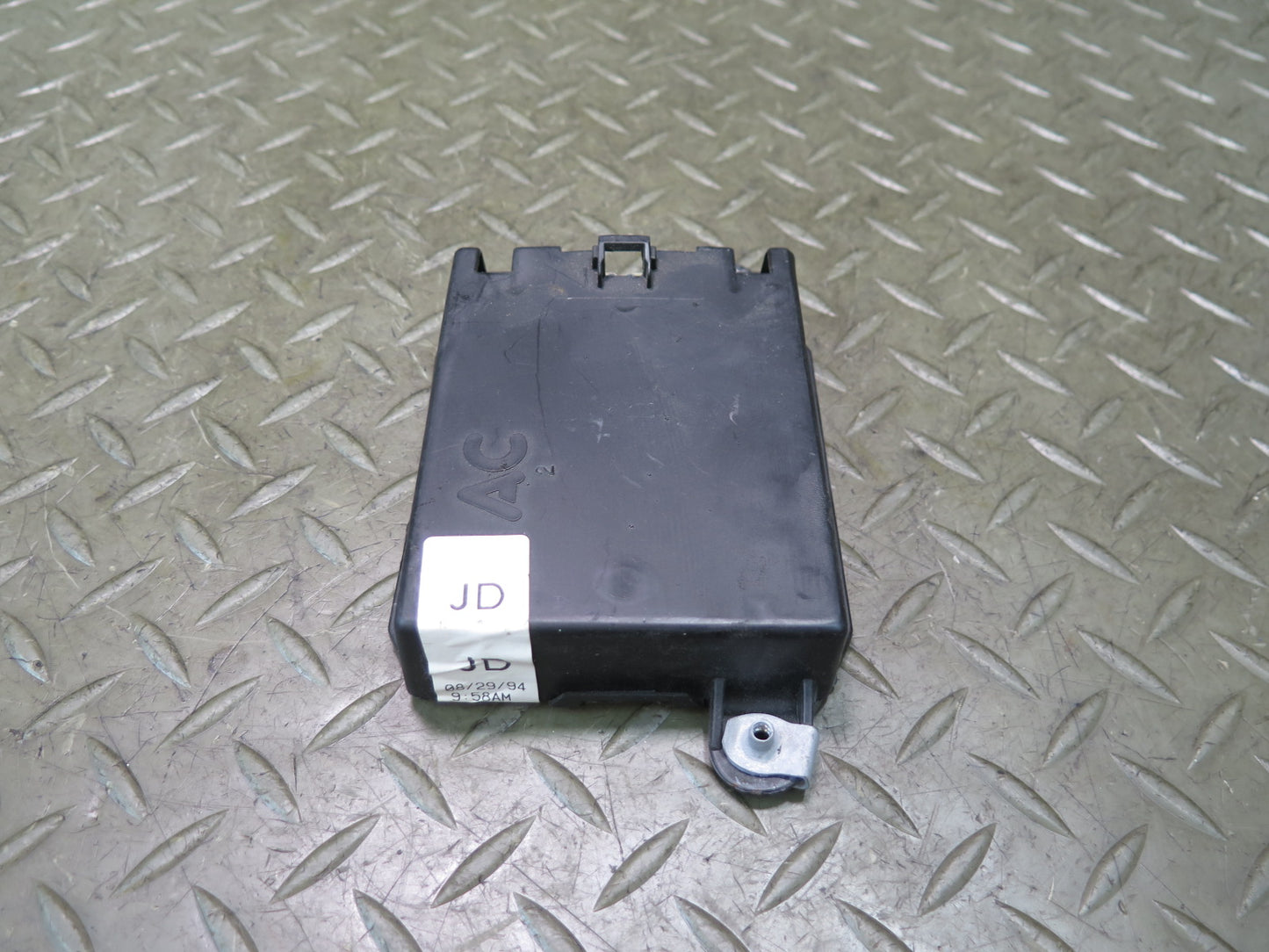 93-96 Chevrolet Corvette C4 Cruise Control Module 25140723 OEM