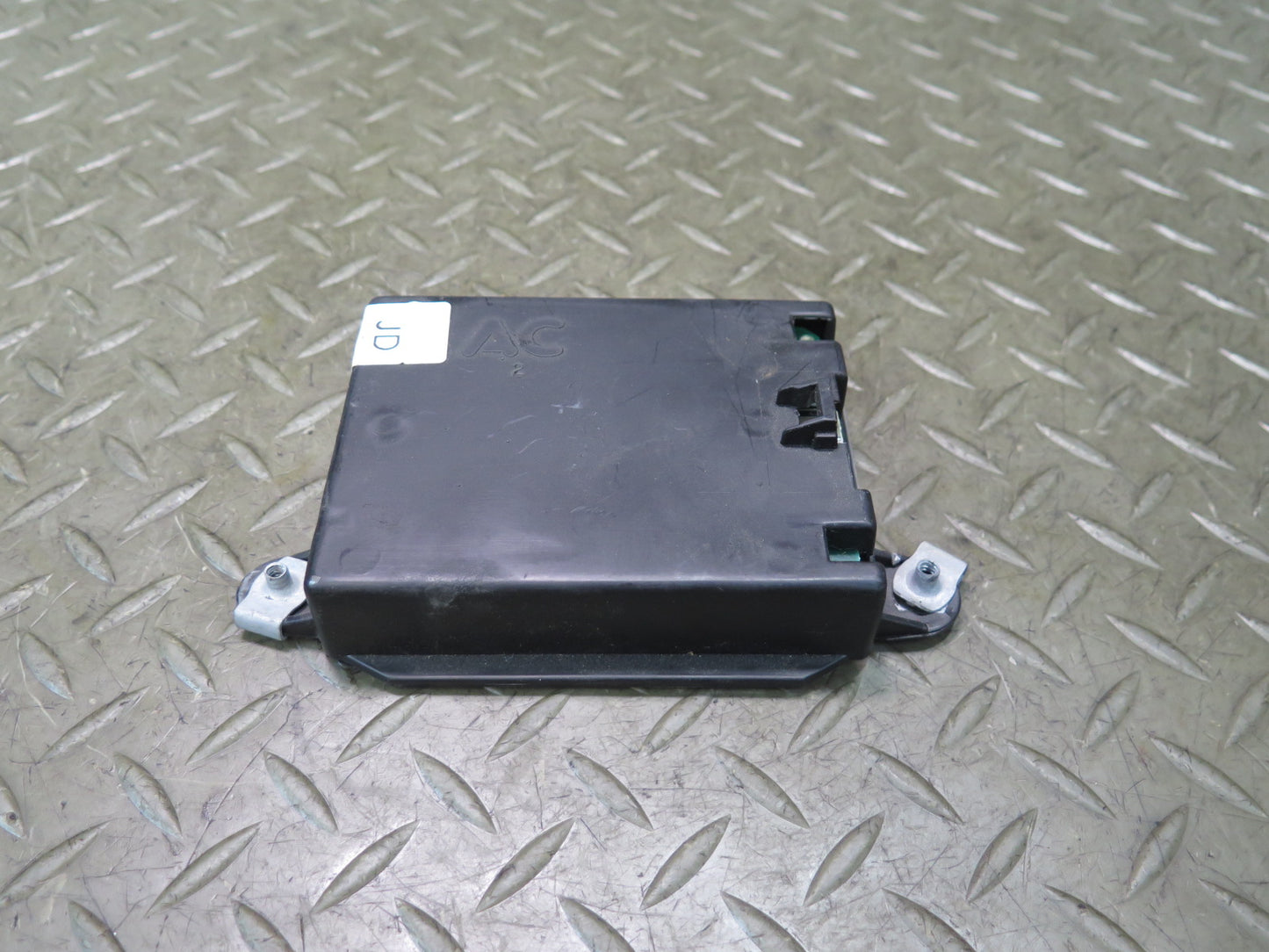 93-96 Chevrolet Corvette C4 Cruise Control Module 25140723 OEM