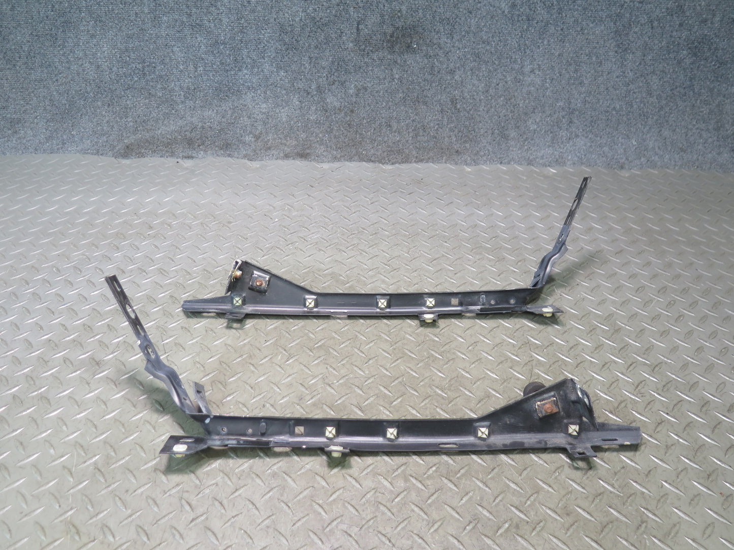 90-96 Chevrolet Corvette C4 Set of 2 Front Bumper Reinforcement Bracket OEM