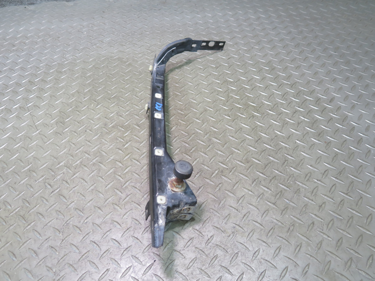 90-96 Chevrolet Corvette C4 Set of 2 Front Bumper Reinforcement Bracket OEM