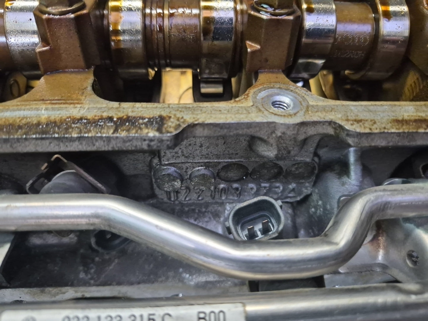 01-03 VW Eurovan T4 2.8L AXK VR6 Engine Cylinder Head w Camshafts 108K Miles OEM