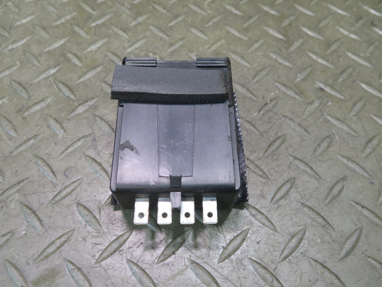 90-96 Chevrolet Corvette C4 KEY Alarm Module OEM