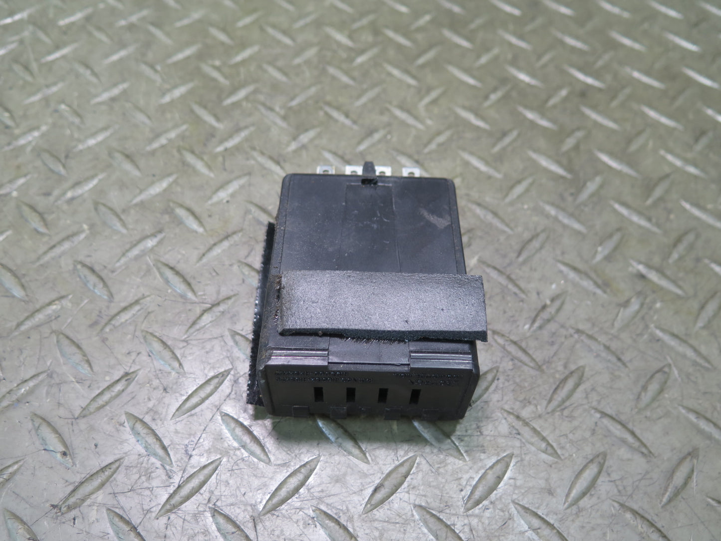 90-96 Chevrolet Corvette C4 KEY Alarm Module OEM