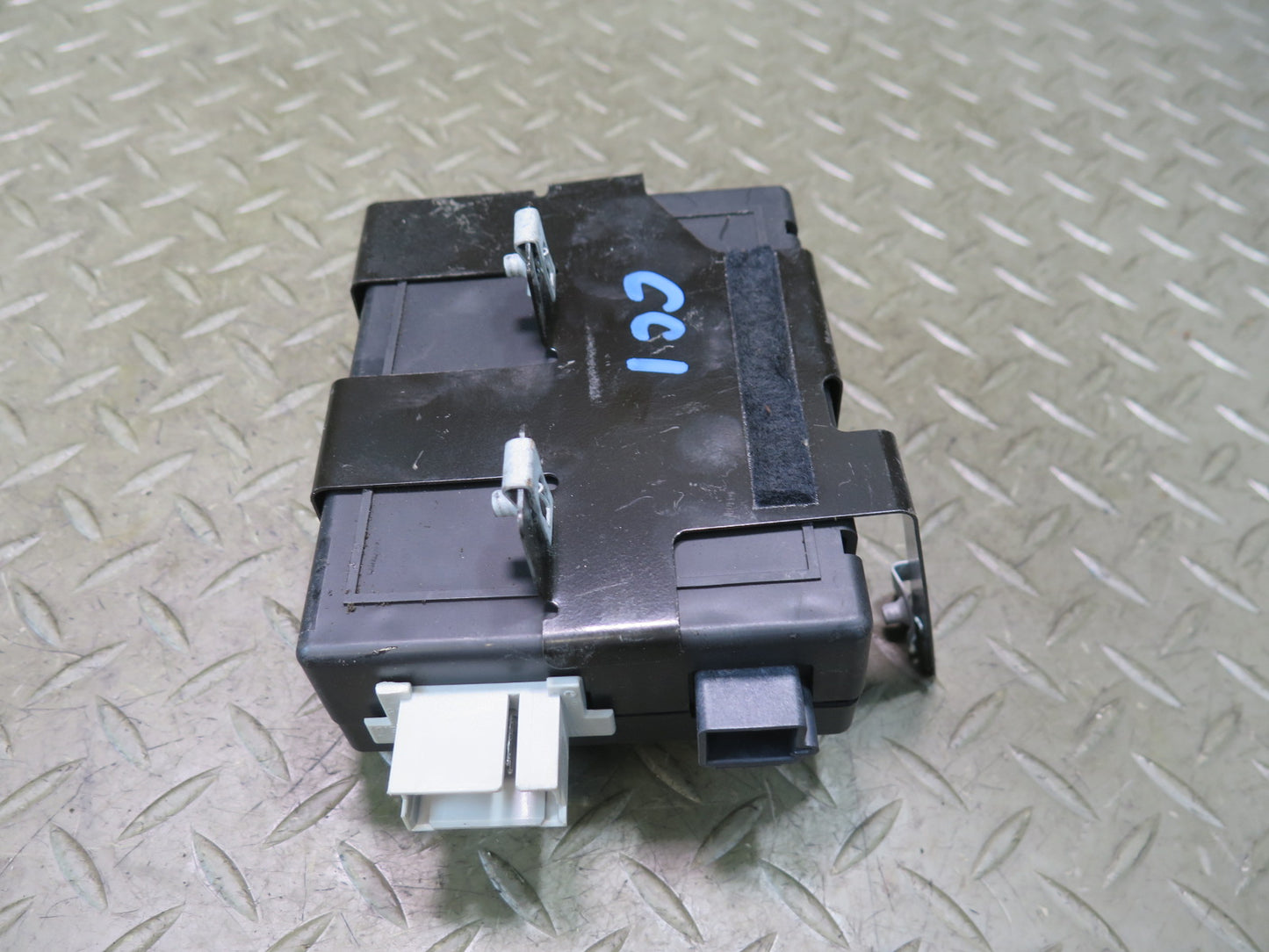 90-96 Chevrolet Corvette C4 Keyless Entry Anti Theft Control Module OEM